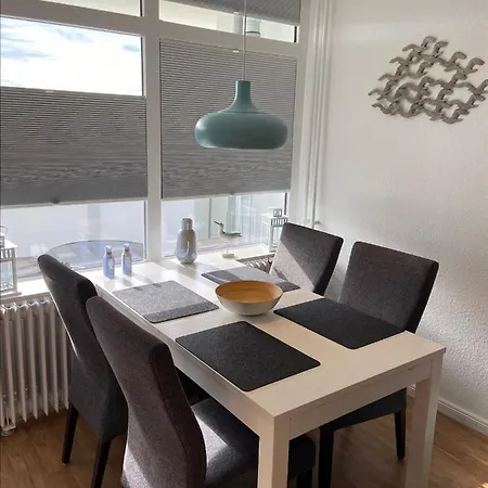 H01-003 * Heiligenhafen